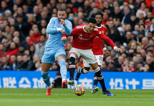 Chờ Ronaldo tỏa sáng trận derby thành Manchester