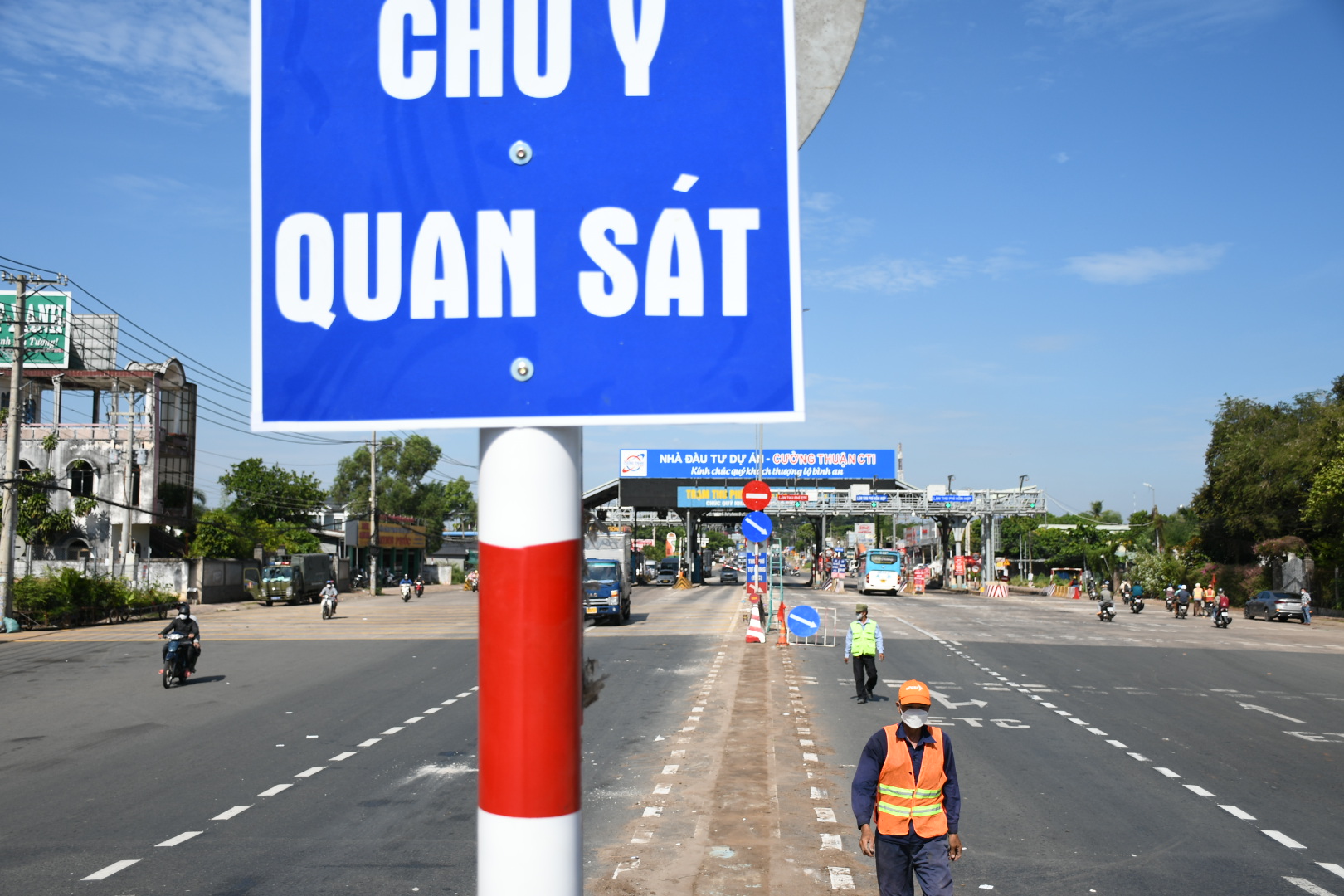 Đã dỡ dải phân cách phía Đông gần trạm BOT Trảng Bom gây bức xúc - Ảnh 4.