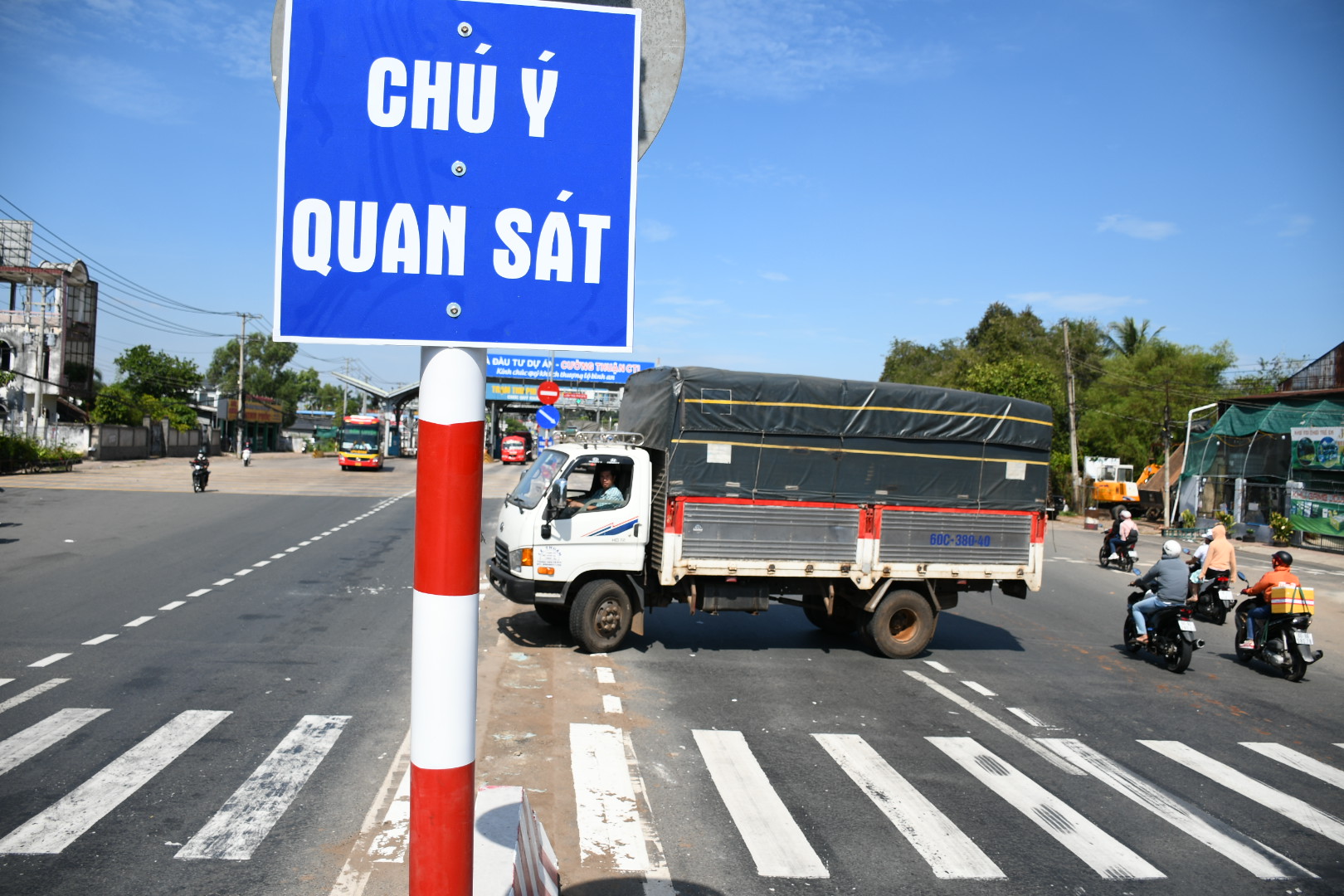 Đã dỡ dải phân cách phía Đông gần trạm BOT Trảng Bom gây bức xúc