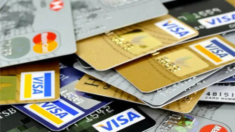 Visa và Mastercard cùng “nghỉ chơi” với Nga