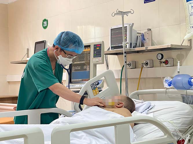 Lóc tách động mạch chủ cấp tính - biến cố tim mạch nặng nề