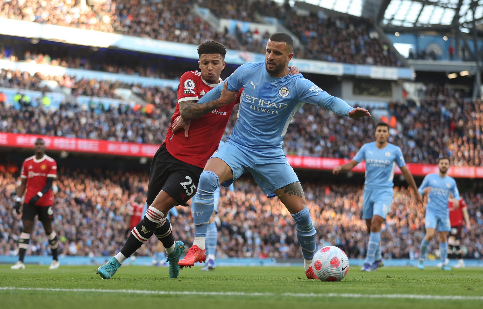 Hủy diệt Man United, Man City mở đại tiệc 5 bàn sân Etihad - Ảnh 1.