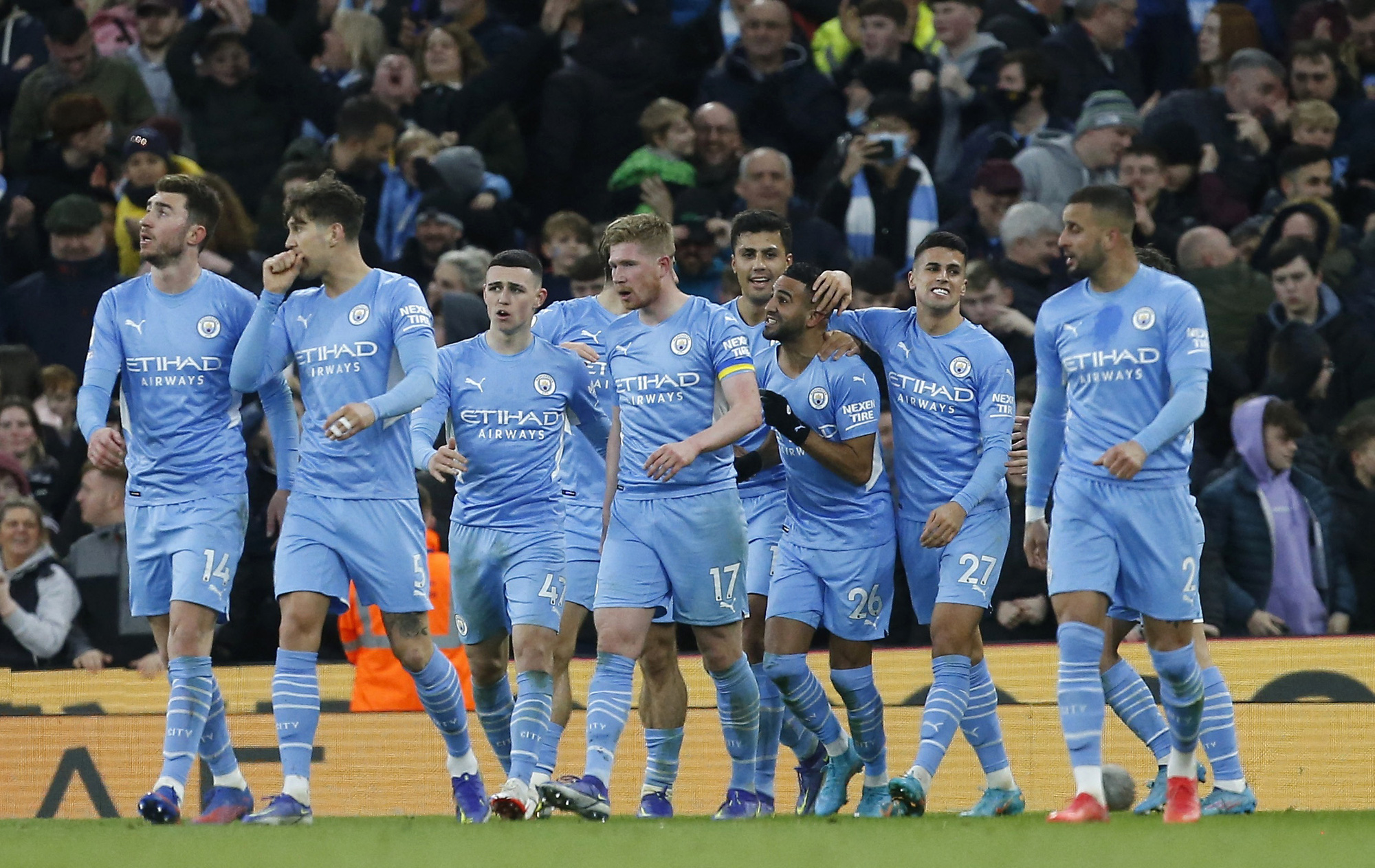 Hủy diệt Man United, Man City mở đại tiệc 5 bàn sân Etihad - Ảnh 9.