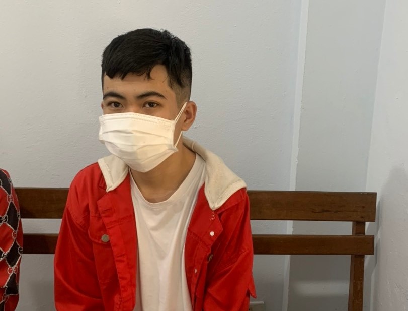 4 giờ mất hơn 10 triệu đồng vì game online, nam thanh niên đi cướp tiệm cầm đồ