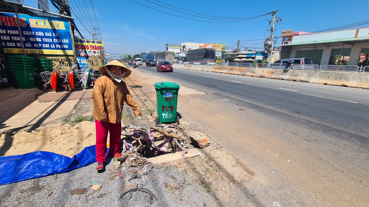 Những chiếc xe đầu tiên lăn bánh qua cầu vượt Dầu Giây - Ảnh 11.