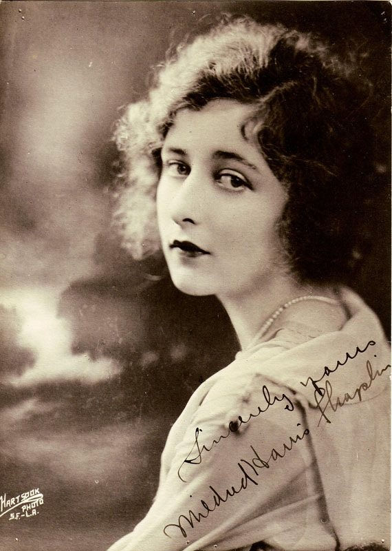 Tấn bi kịch trong đời tư ‘vua hề Sác-lô’ Charlie Chaplin - Ảnh 4.