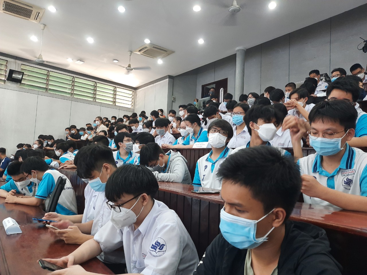 GS Ng&ocirc; Bảo Ch&acirc;u: Nhiều hiện tượng th&uacute; vị c&oacute; thể giải th&iacute;ch bằng to&aacute;n học - Ảnh 1.