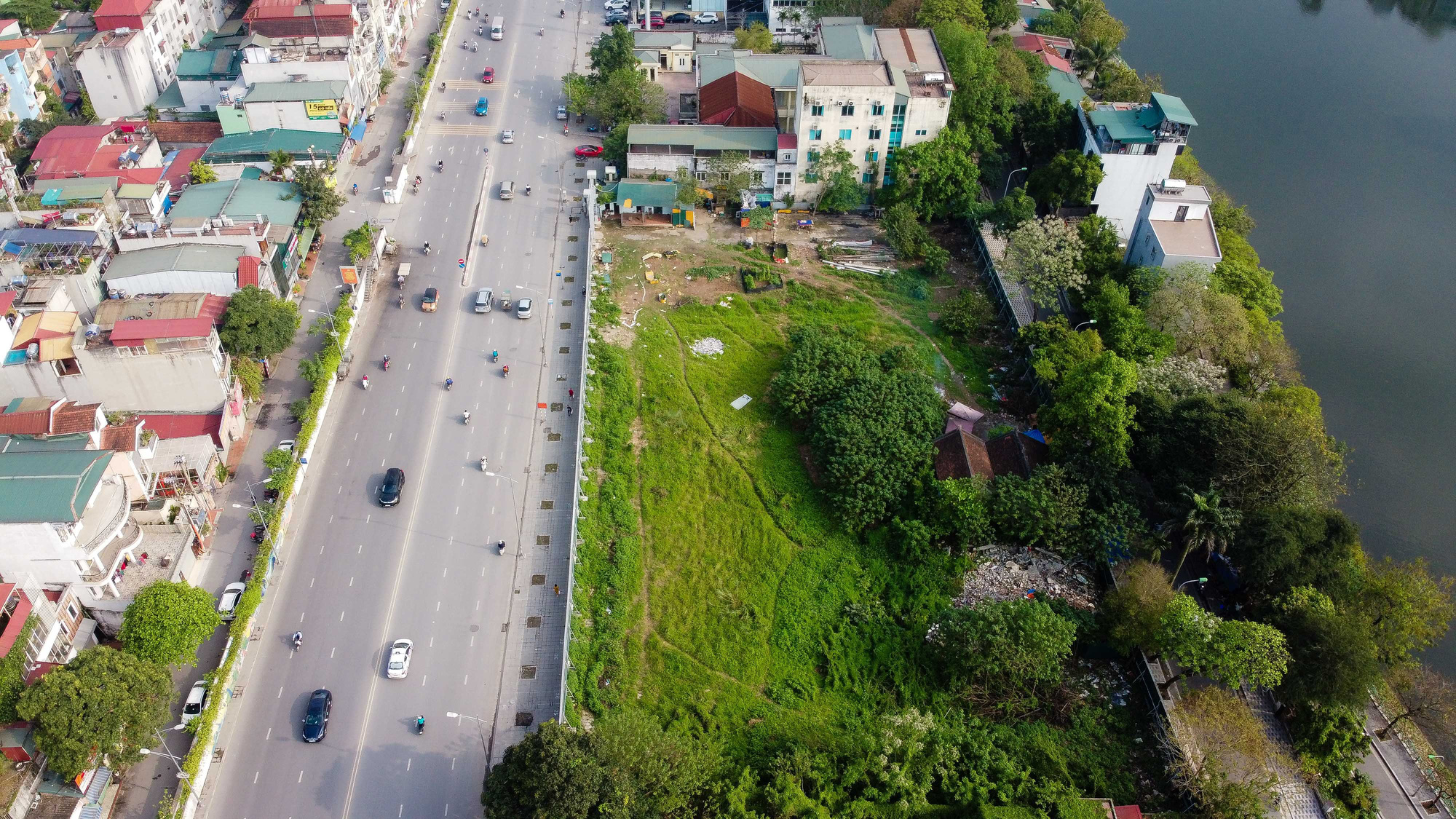 CLIP: Tân Hoàng Minh bất ngờ có tên tại lô đất vàng gần hồ Tây - Ảnh 3.