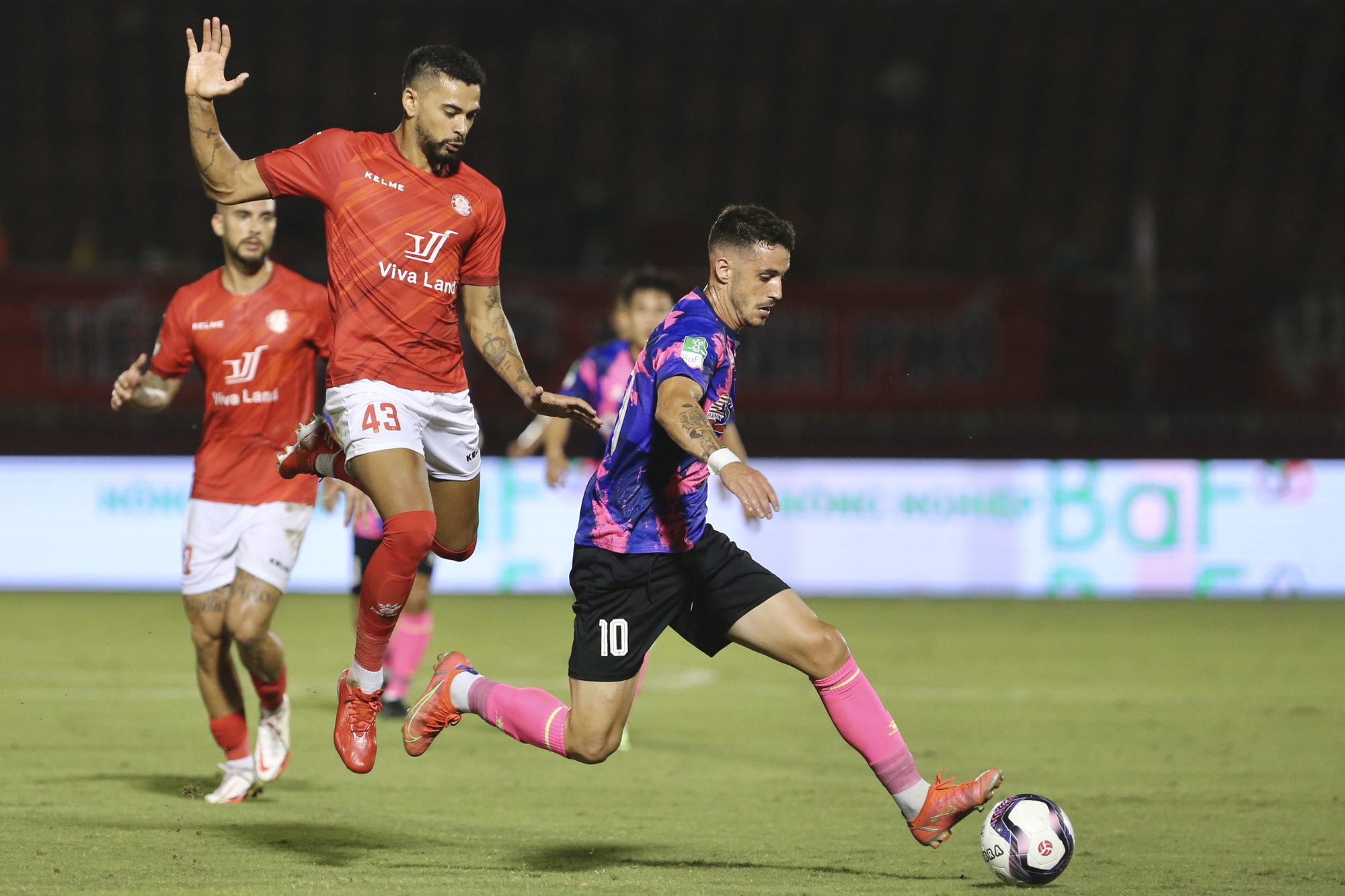 Cầu thủ Sài Gòn FC hạnh phúc vỡ oà khi lọt vào tứ kết Cúp Quốc gia - Ảnh 3.