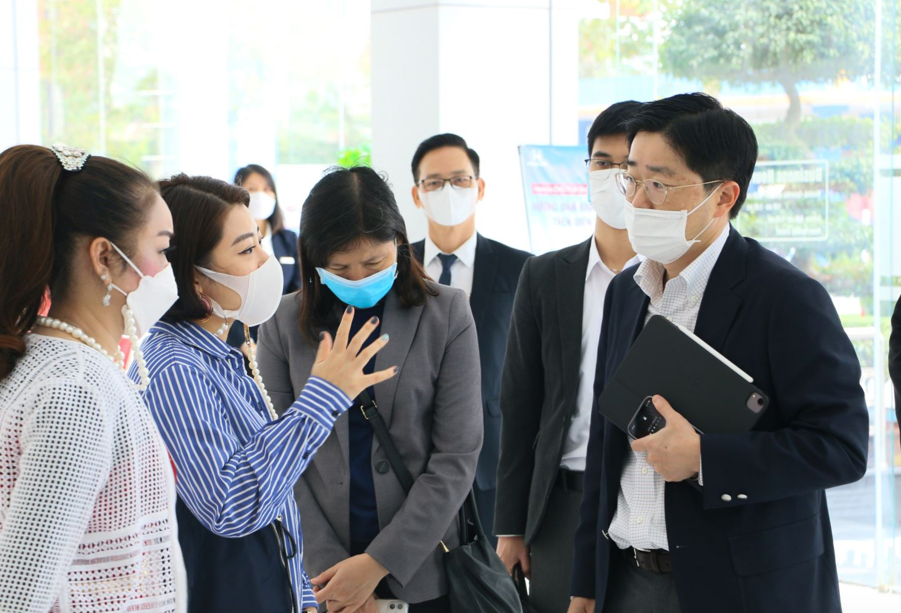 Nhiều vị trí nhận mức lương cao tại Việt Nam