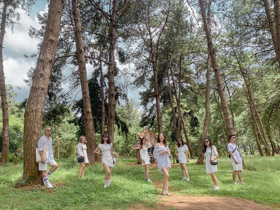 Khách tăng đột biến, các resort gần Hà Nội kín phòng trong dịp nghỉ lễ - Ảnh 5.