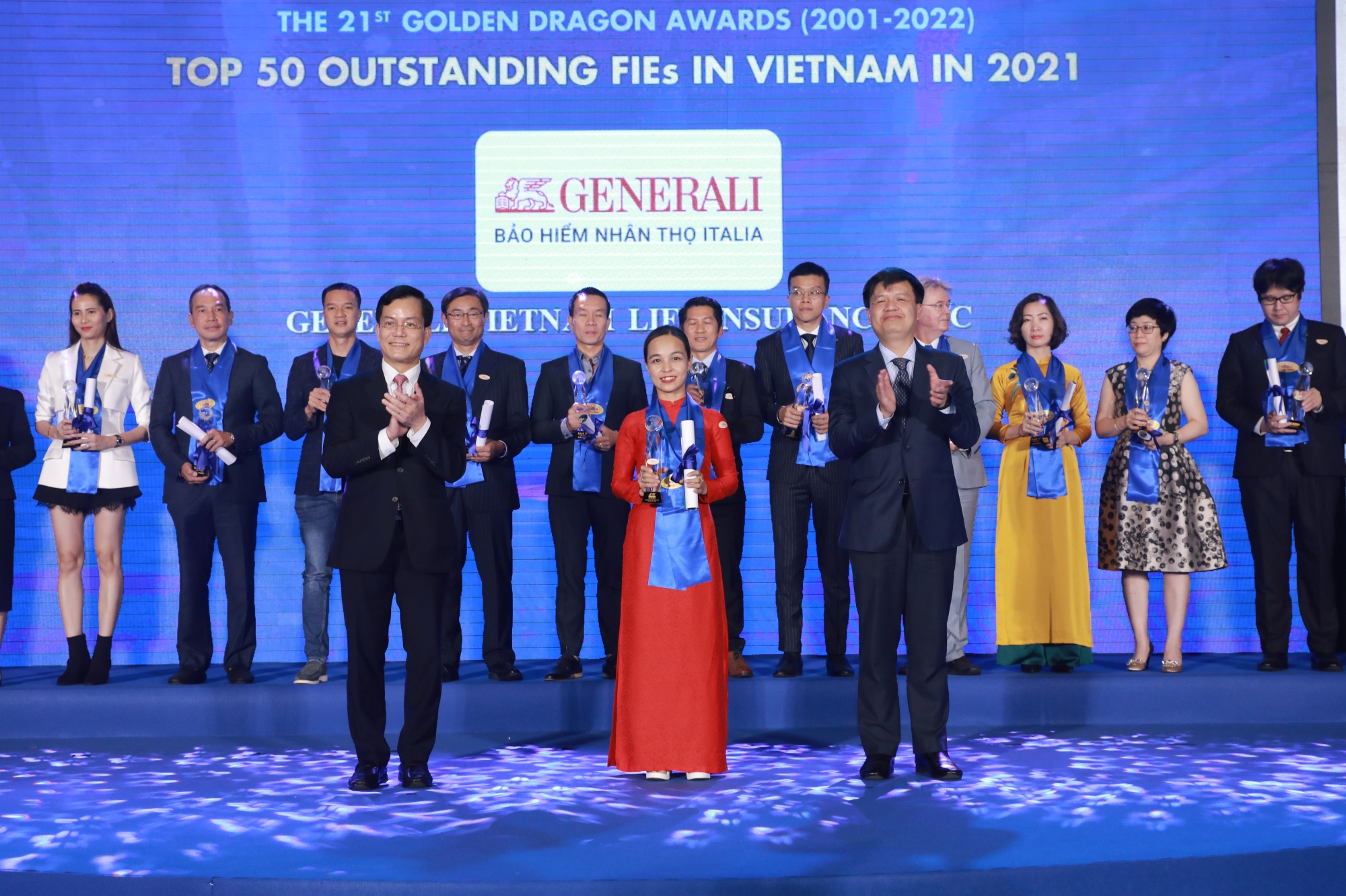 Generali Việt Nam nhận giải thưởng Rồng V&agrave;ng 2022 - Ảnh 1.