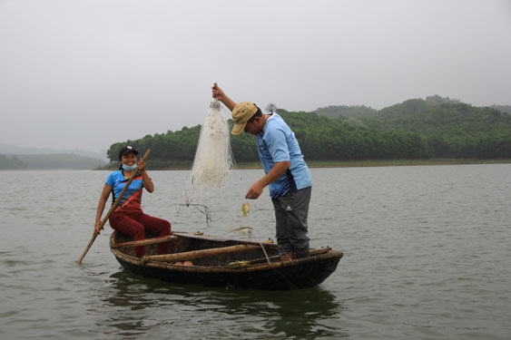 Ngày mới trên Bến En