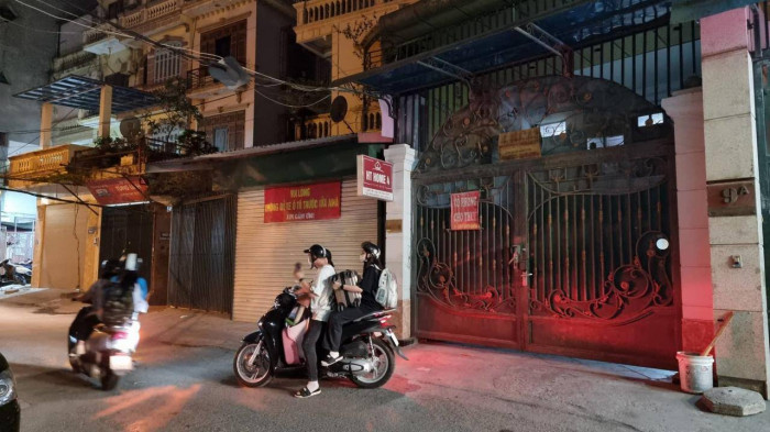 Người phụ nữ xinh đẹp tử vong bất thường trong chung cư mini