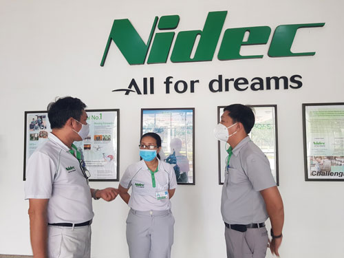 Kh&ocirc;ng l&ugrave;i bước trước kh&oacute; khăn - Ảnh 1.