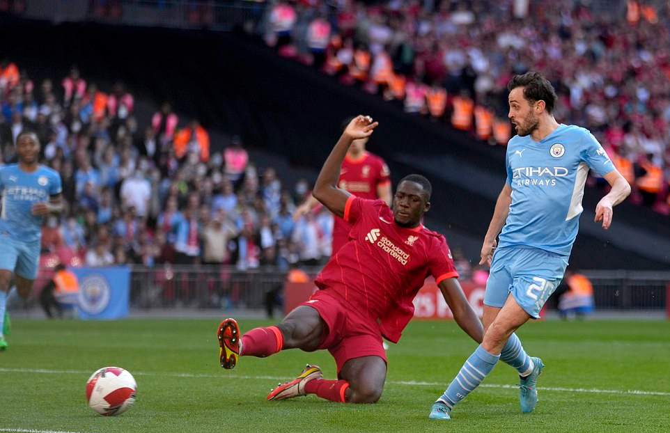 Rượt đuổi th&oacute;t tim ở b&aacute;n kết FA Cup, Man City trắng tay trước Liverpool - Ảnh 7.