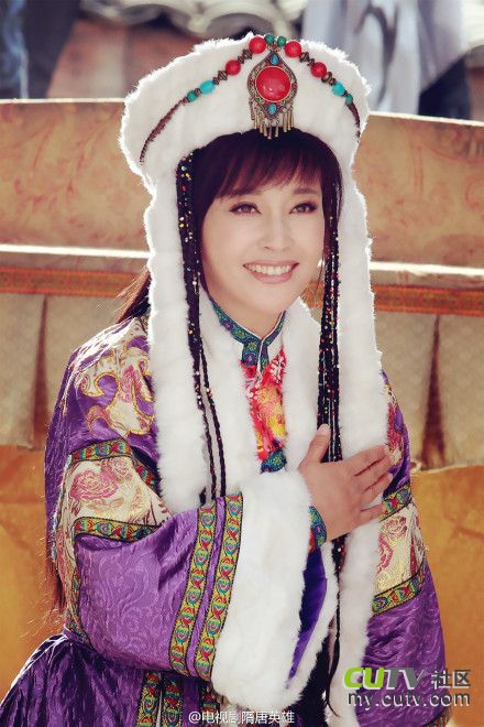 Những m&agrave;n &ldquo;cưa sừng l&agrave;m ngh&eacute;&rdquo; g&acirc;y sốc showbiz - Ảnh 7.