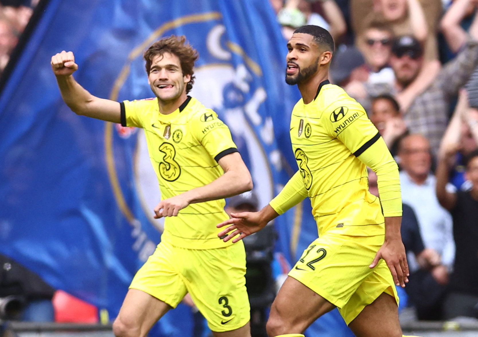 Dự bị lập siêu phẩm, Chelsea giành quyền tranh chung kết FA Cup