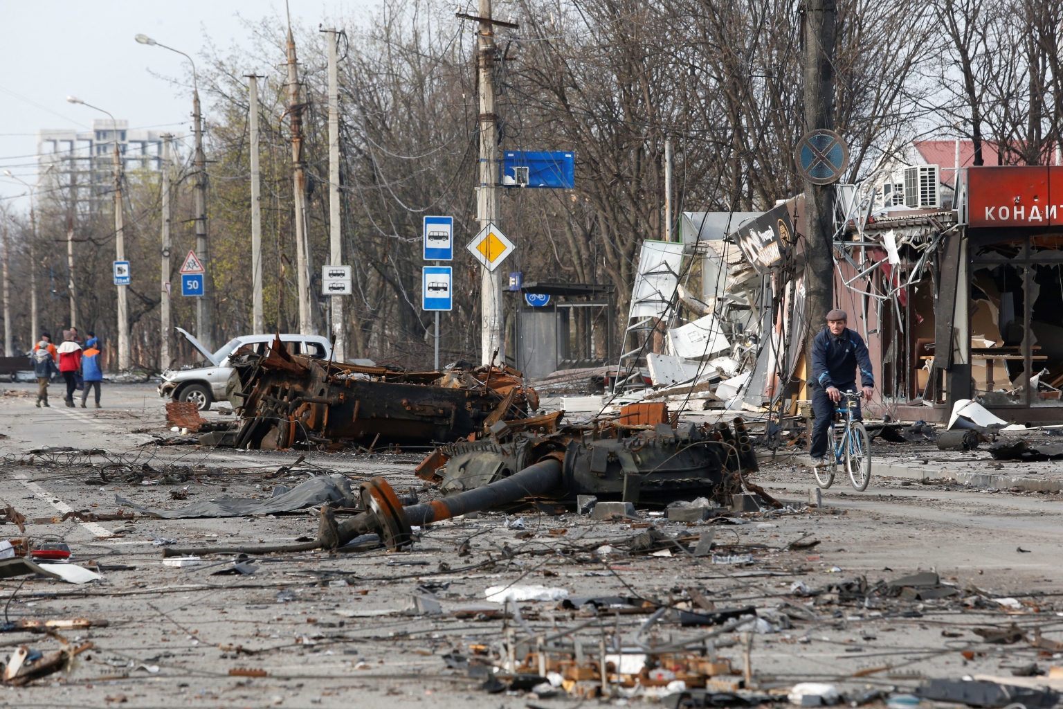 Ukraine đề nghị G7 viện trợ 50 tỉ USD - Ảnh 3.