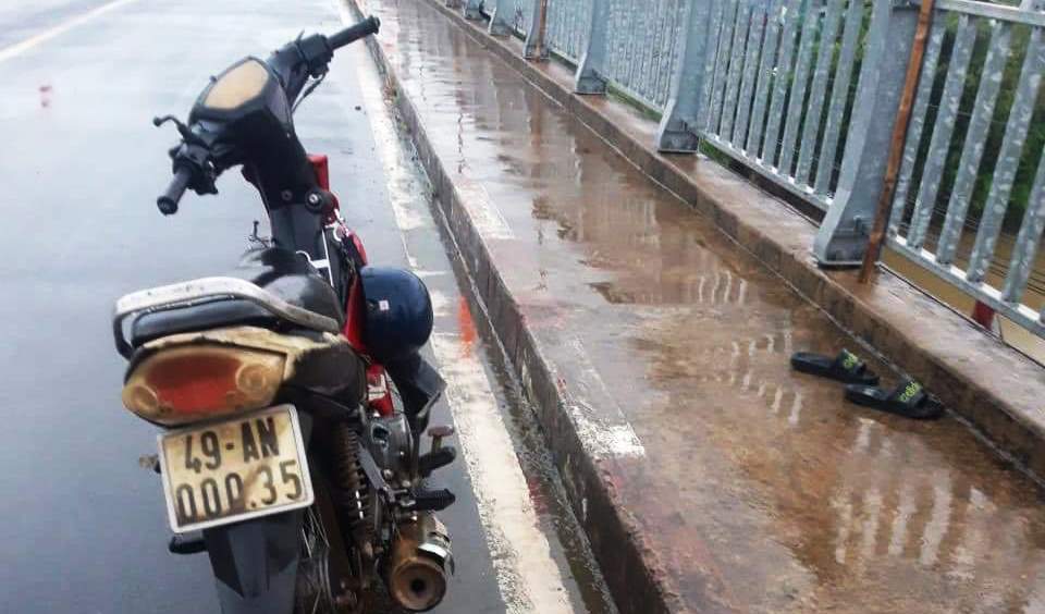 Phát hiện thi thể nam thanh niên trôi trên sông Đồng Nai