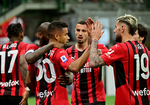 AC Milan được tiếp thêm động lực