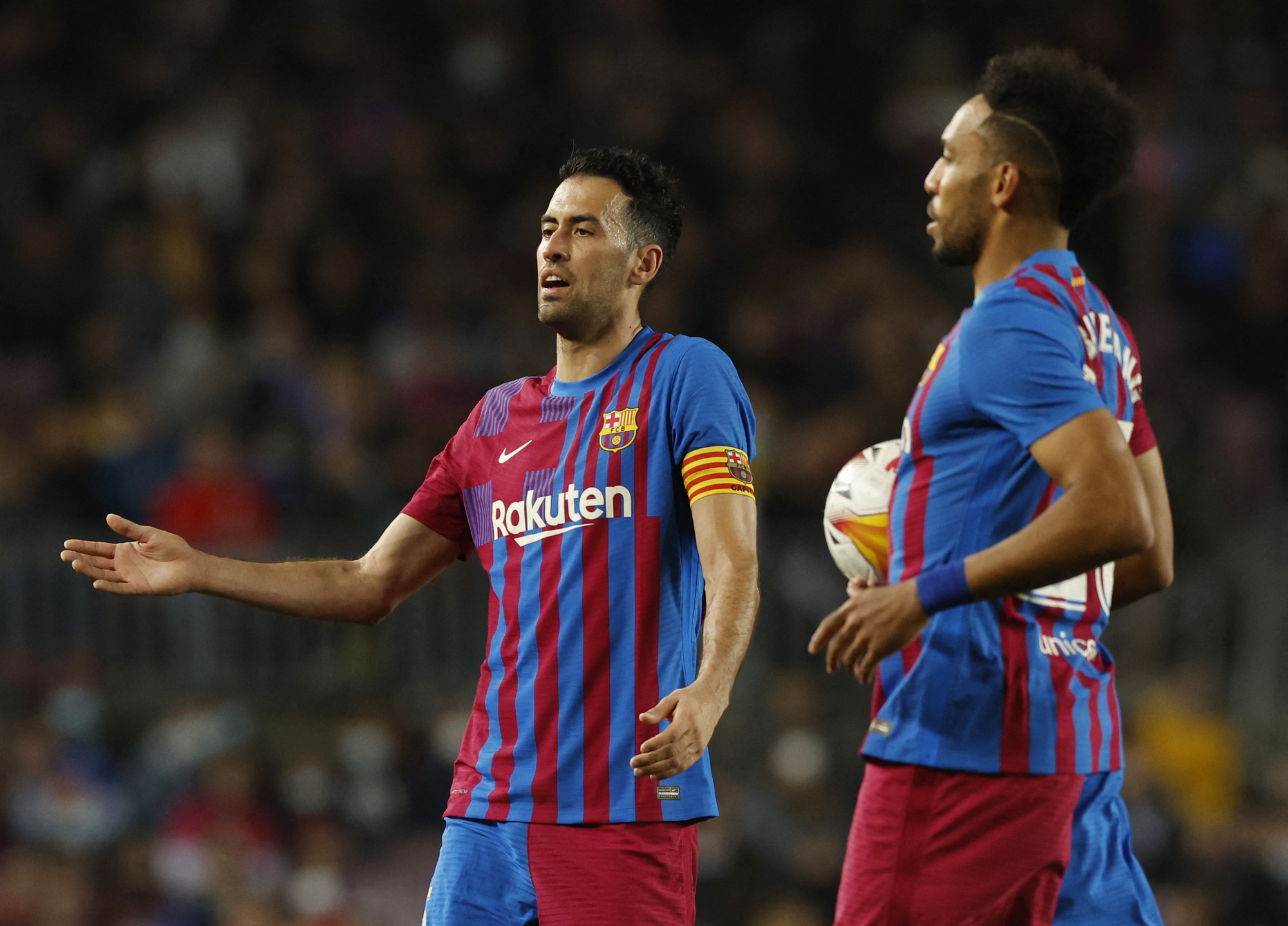 Thua thảm s&acirc;n nh&agrave;, Barcelona ch&iacute;nh thức bu&ocirc;ng ng&ocirc;i v&ocirc; địch La Liga - Ảnh 5.