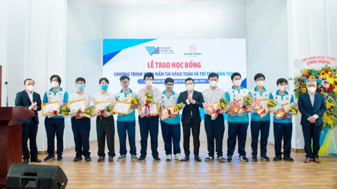 Đại học Quốc gia TP HCM hợp t&aacute;c Tập Đo&agrave;n Hưng Thịnh ươm mầm t&agrave;i năng to&aacute;n v&agrave; tr&iacute; tuệ nh&acirc;n tạo - Ảnh 8.