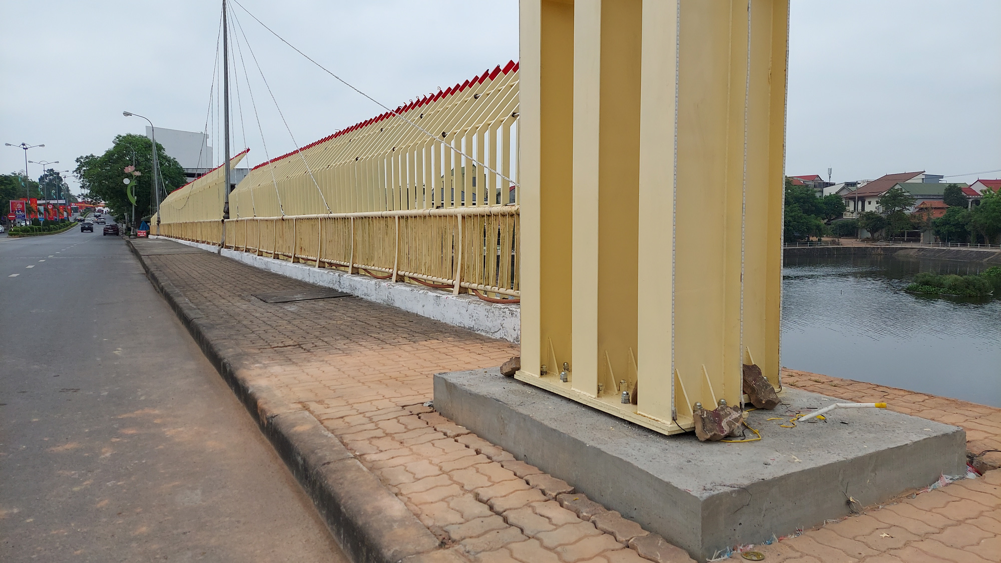 Vụ chi 1,5 tỉ đồng trang trí cầu ở Quảng Trị: Yêu cầu kiểm điểm, nhận trách nhiệm