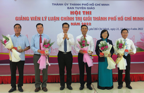 Đưa nghị quyết của Đảng vào cuộc sống một cách hiệu quả