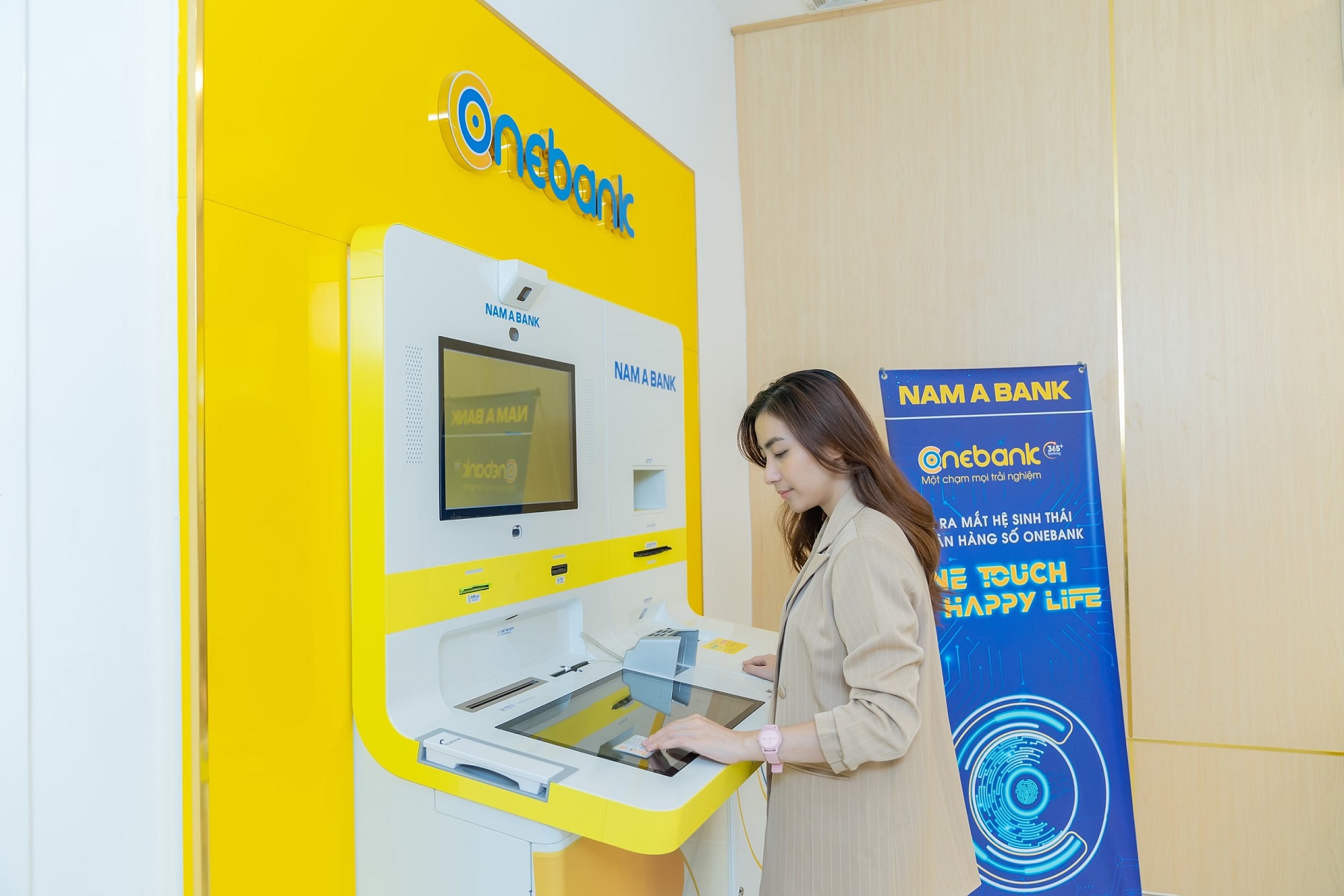 Ng&acirc;n h&agrave;ng triển khai chiến lược k&eacute;p, dẫn đầu xu hướng c&ocirc;ng nghệ 4.0 - Ảnh 3.