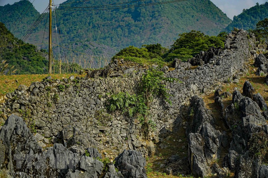 Chiêm ngưỡng vẻ đẹp hoang sơ của cao nguyên đá cổ Tả Phìn - Ảnh 7.