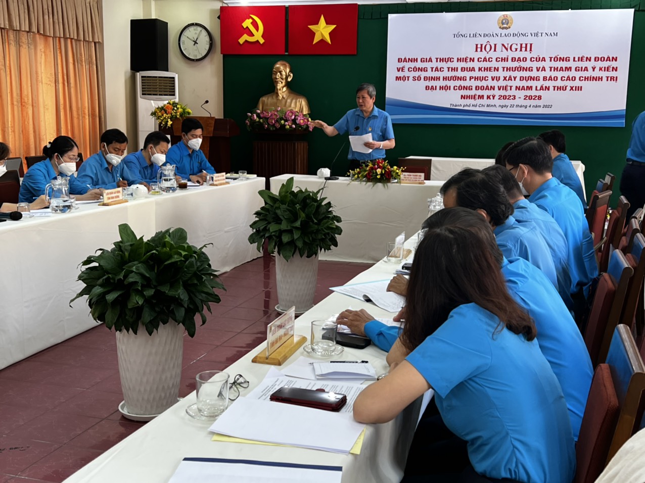 Kịp thời động viên, tôn vinh điển hình lao động sáng tạo