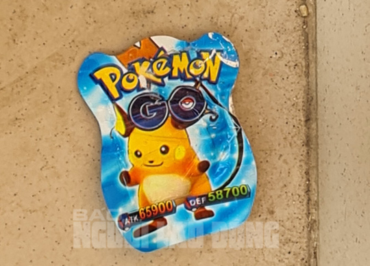 Cảnh b&aacute;o đồ chơi ph&aacute;o nổ Pokemon c&oacute; thể g&acirc;y tổn thương mắt - Ảnh 1.