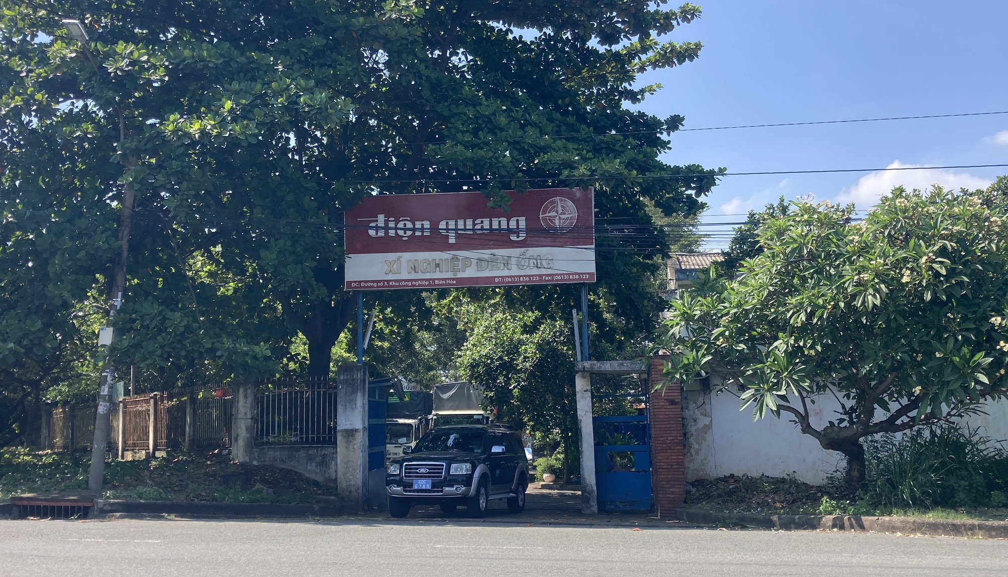 Vụ b&oacute;ng đ&egrave;n Điện Quang xả thải lậu: Gi&aacute;m đốc x&iacute; nghiệp n&oacute;i g&igrave;? - Ảnh 1.