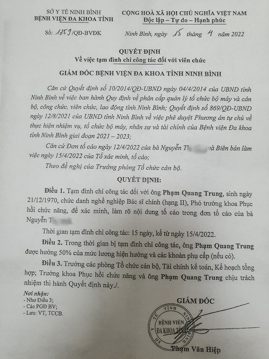 Ph&oacute; trưởng khoa Bệnh viện Đa khoa tỉnh Ninh B&igrave;nh bị tạm đ&igrave;nh chỉ c&ocirc;ng t&aacute;c - Ảnh 1.