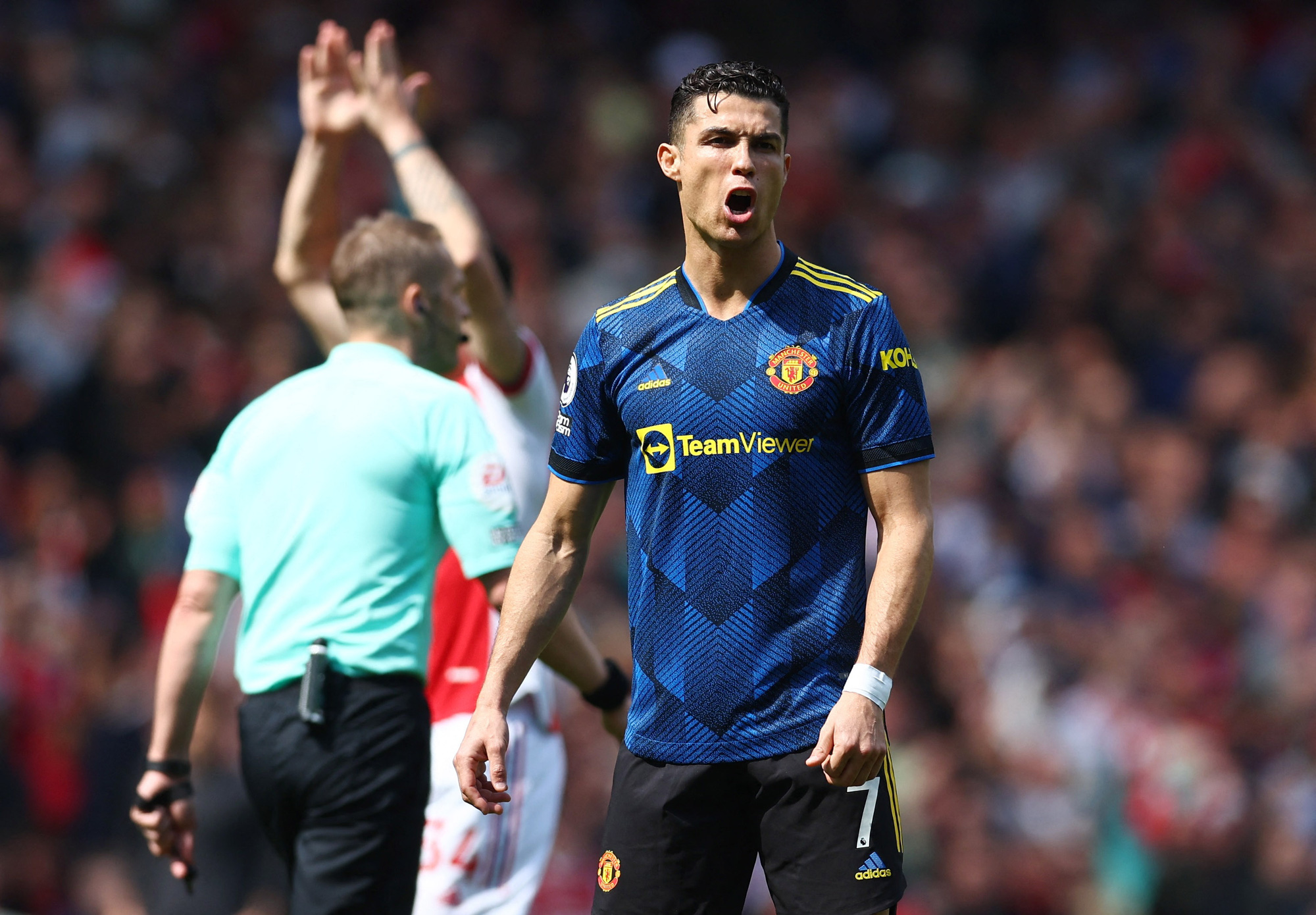 Man United lại khiến các fan thất vọng khi thua đậm Arsenal 1-3