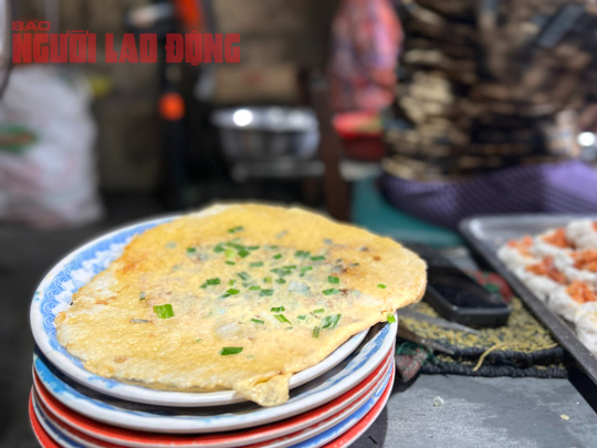 Về Huế ăn b&aacute;nh &eacute;p Mụ Kiều - Ảnh 8.