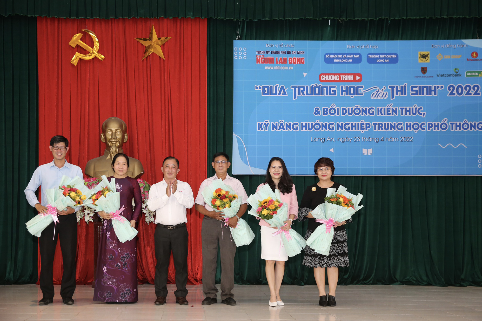 Việt Nam đang thiếu cả thầy lẫn thợ