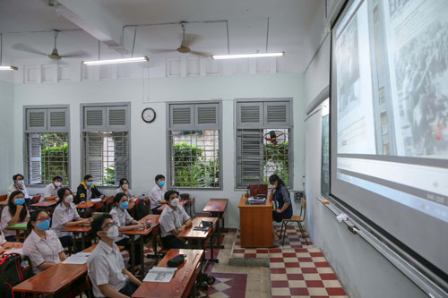 Hướng ra nào cho môn lịch sử?