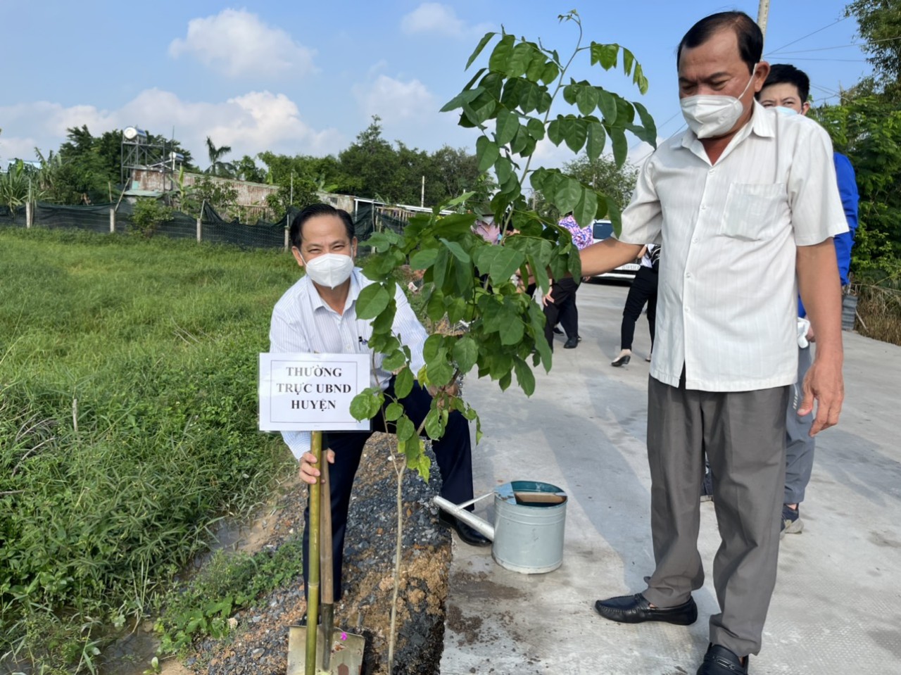TP HCM: Huyện B&igrave;nh Ch&aacute;nh ph&aacute;t động Tết trồng c&acirc;y đời đời nhớ ơn B&aacute;c Hồ - Ảnh 4.
