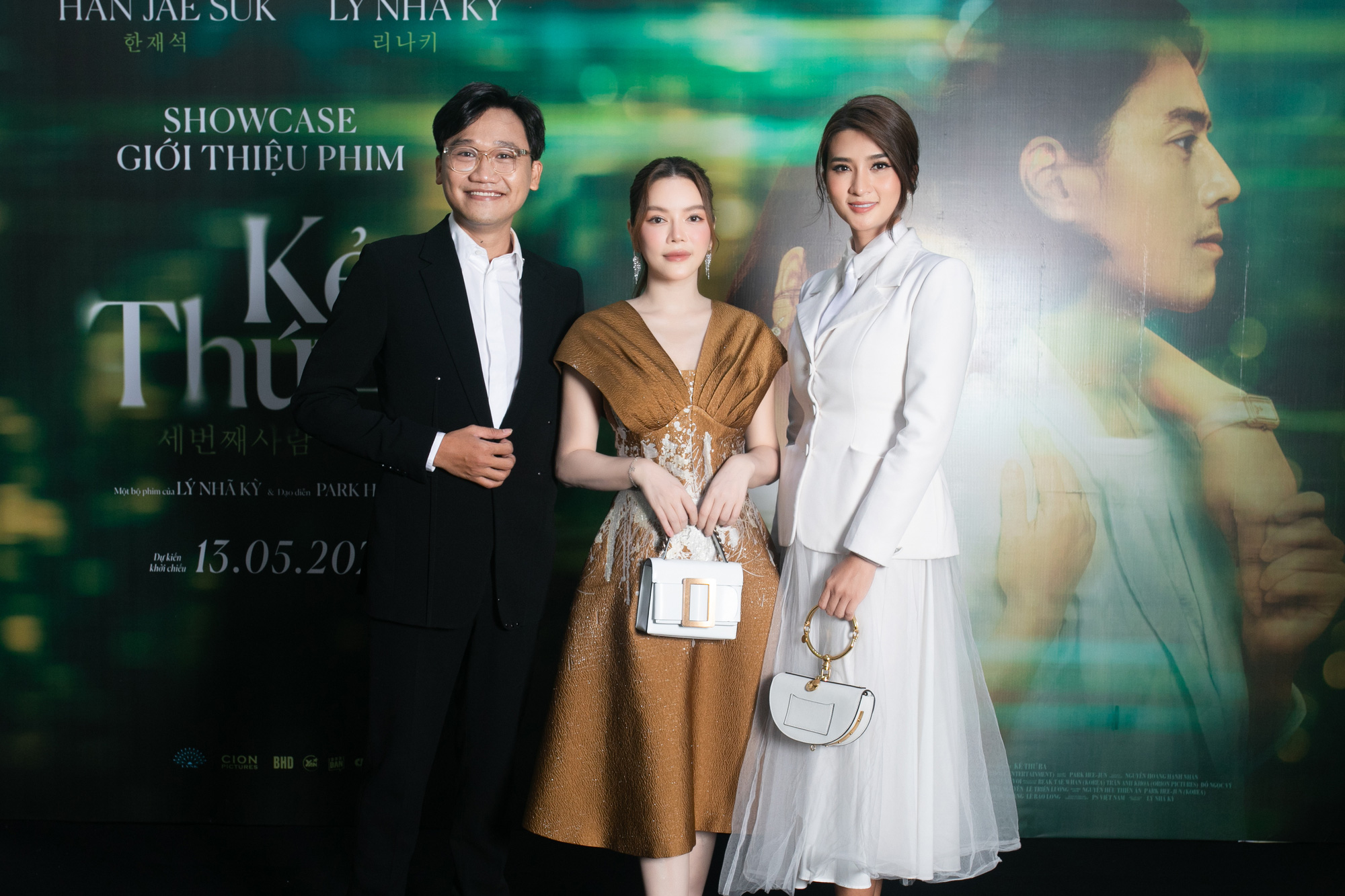 L&yacute; Nh&atilde; Kỳ khốn khổ với &ldquo;Kẻ thứ ba&rdquo; - Ảnh 3.