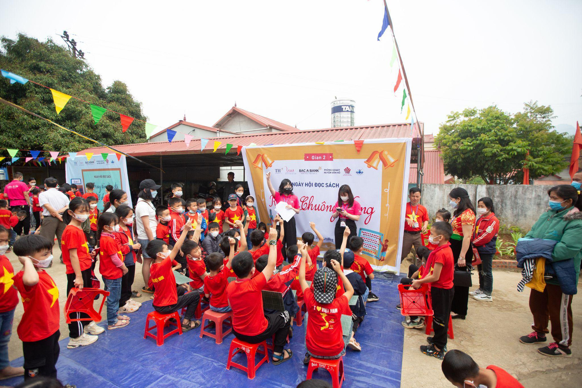 Tưng bừng ng&agrave;y hội đọc s&aacute;ch 2022 tại Sơn La - Ảnh 6.