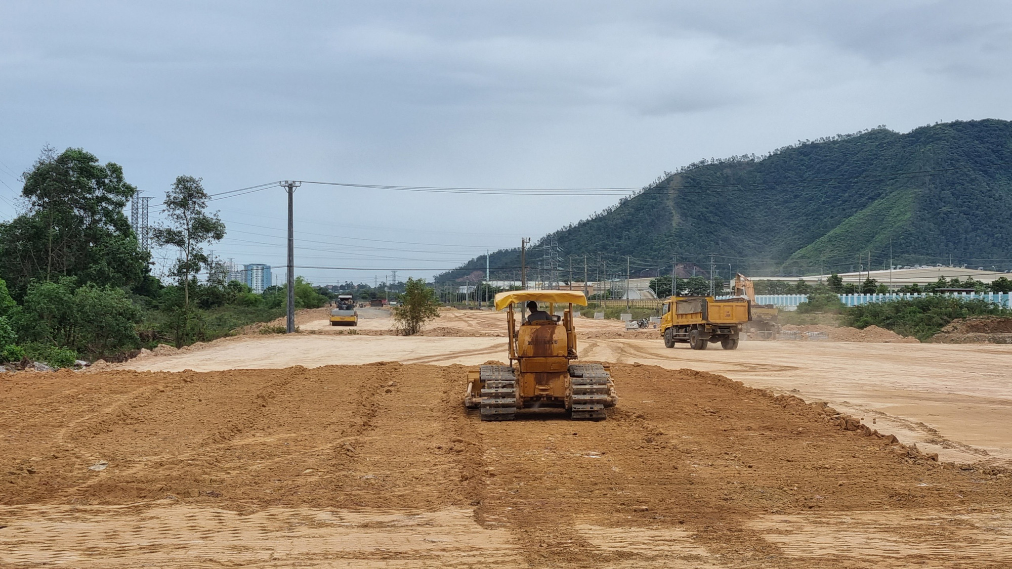 Tối hậu thư với các dự án giao thông chậm tiến độ ở Đà Nẵng - Ảnh 1.