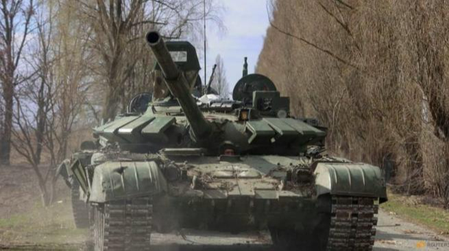 Ba Lan gửi xe tăng cho Ukraine, Nga cáo buộc Kiev "bày trò"