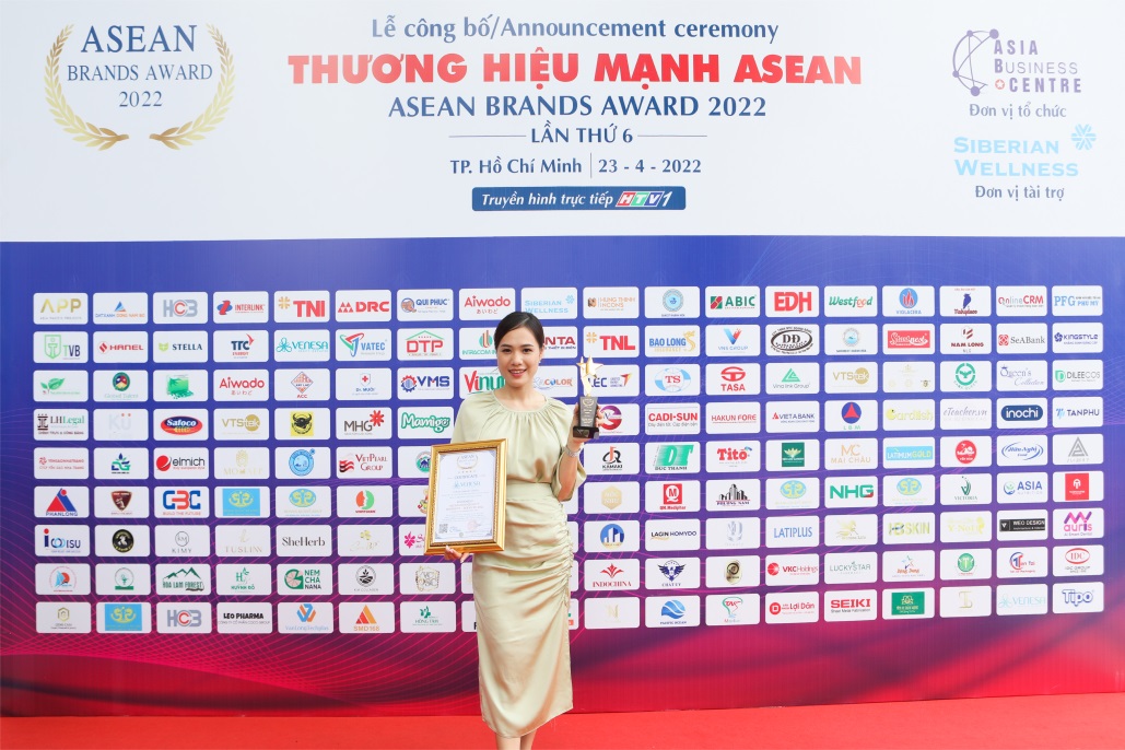 Venesa nhận cú đúp giải thưởng tại Thương hiệu mạnh ASEAN 2022