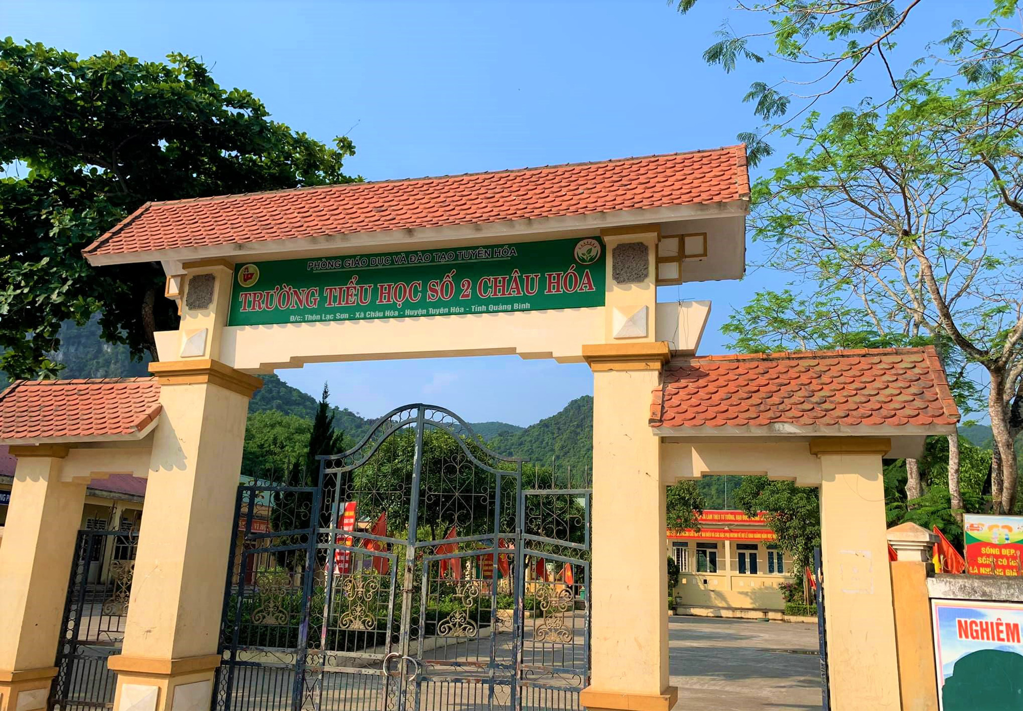 Hiệu trưởng mang sổ đỏ của trường đi cầm cố vay nặng l&atilde;i - Ảnh 1.