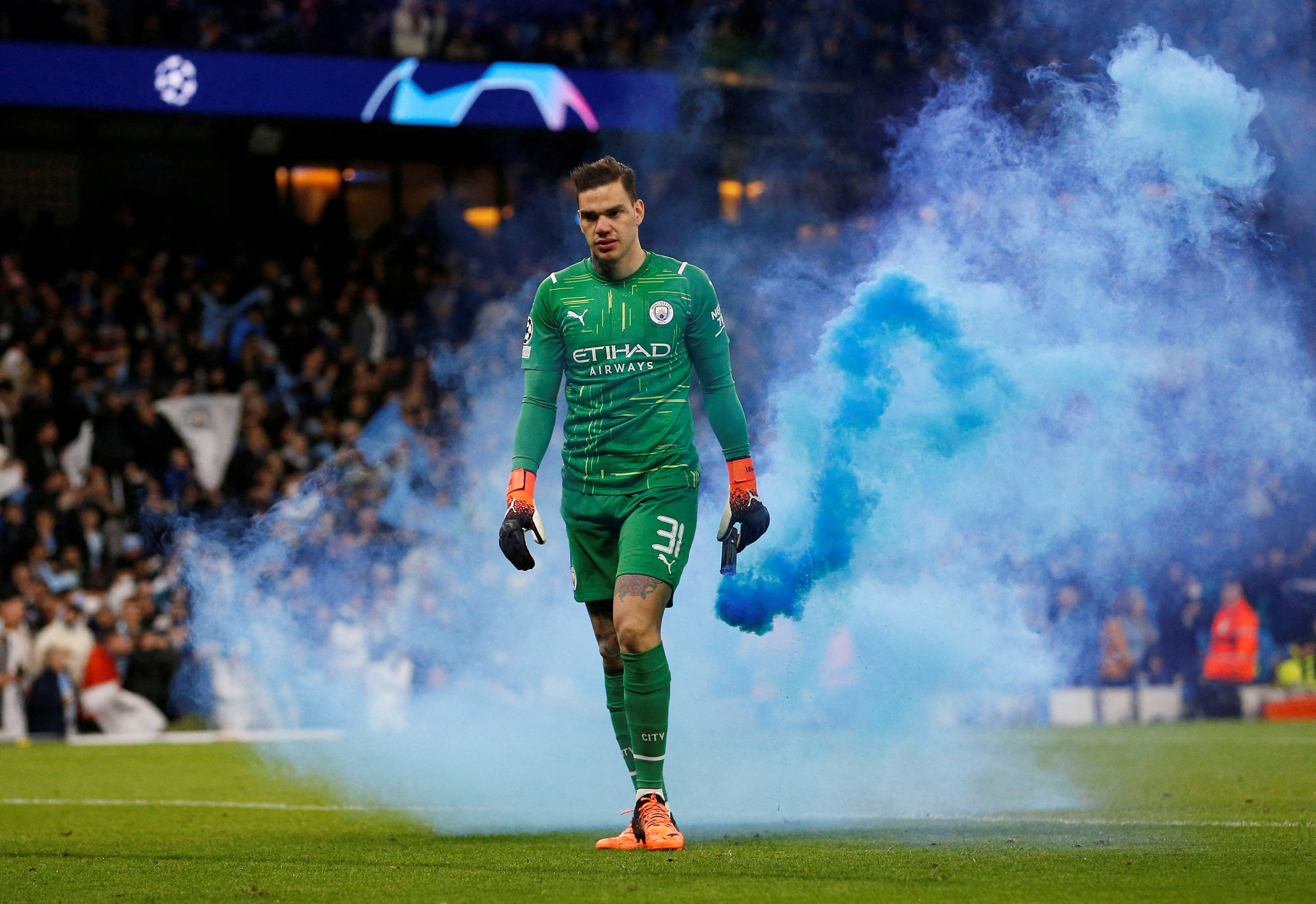 Rượt đuổi tỉ số 7 b&agrave;n, Man City quật ng&atilde; Real Madrid tại Etihad - Ảnh 2.