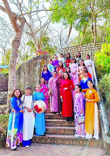 KHU DU LỊCH VĂN HÓA TÂM LINH BÀ CHÚA XỨ - CÁP TREO NÚI SAM: Đảnh lễ Phật ngọc trên đỉnh Núi Sam huyền bí - Ảnh 5.