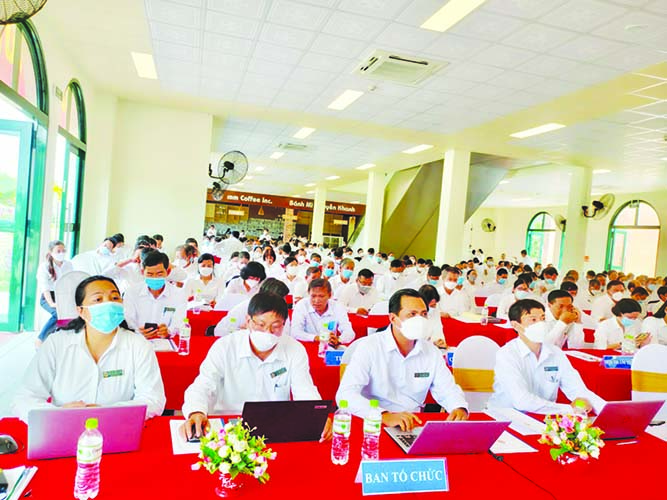 KHU DU LỊCH VĂN HÓA TÂM LINH BÀ CHÚA XỨ - CÁP TREO NÚI SAM: Đảnh lễ Phật ngọc trên đỉnh Núi Sam huyền bí - Ảnh 9.