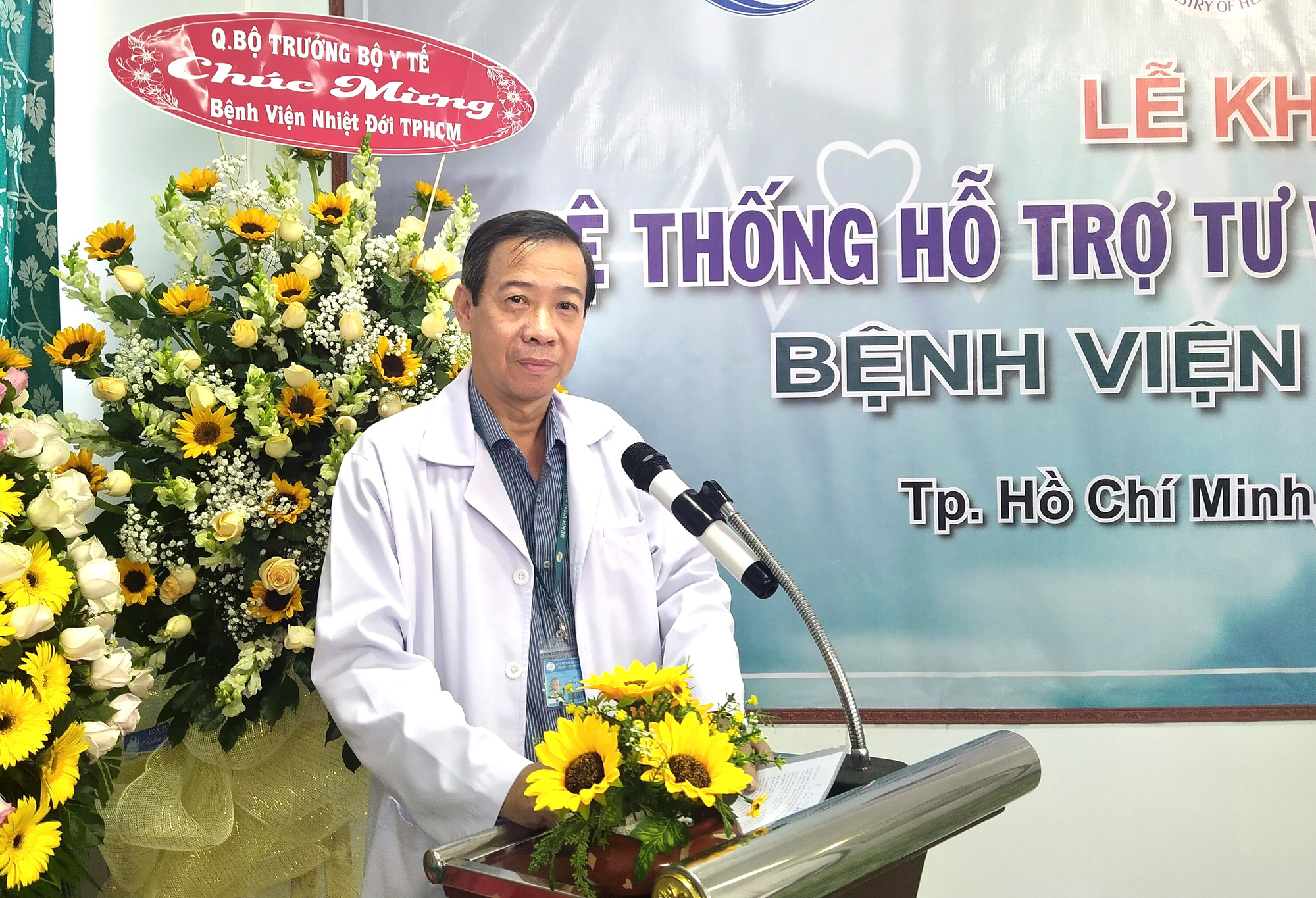 Cùng bước qua 28 tháng đại dịch
